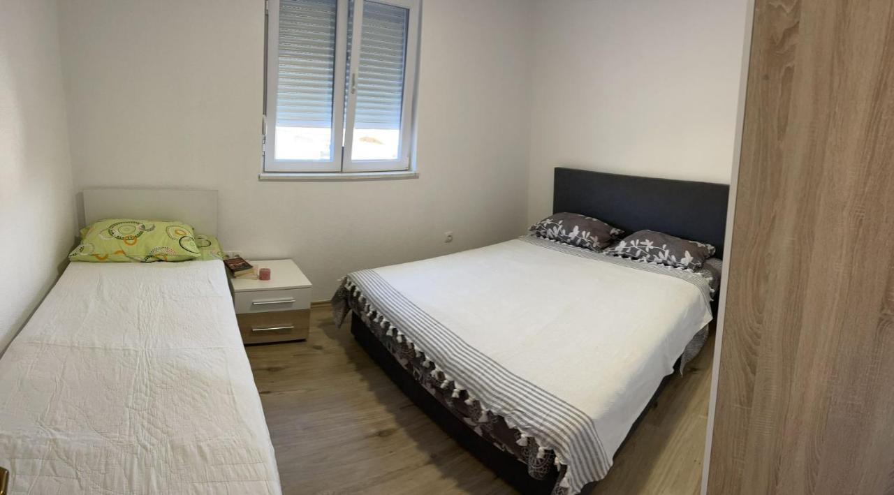 Apartmani Zuti Neum Exterior photo