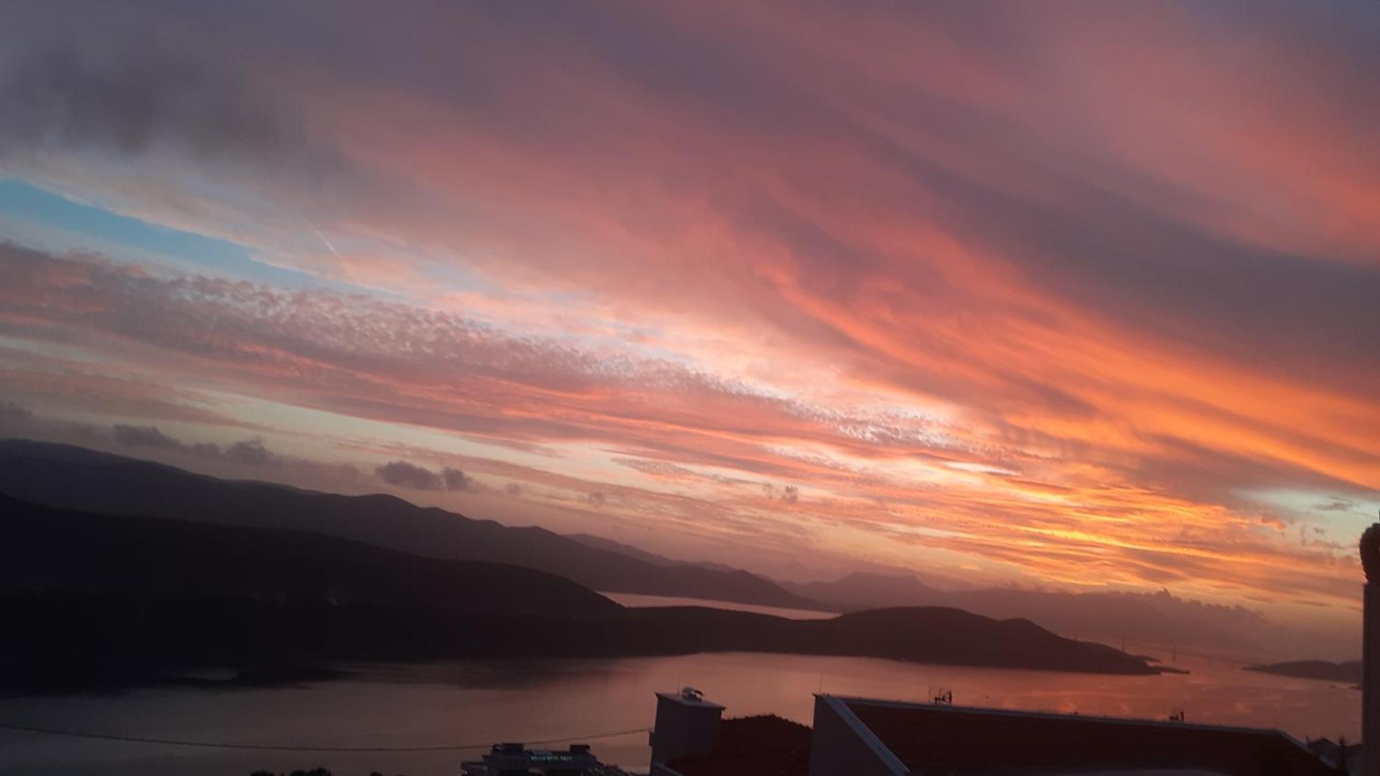 Apartmani Zuti Neum Exterior photo